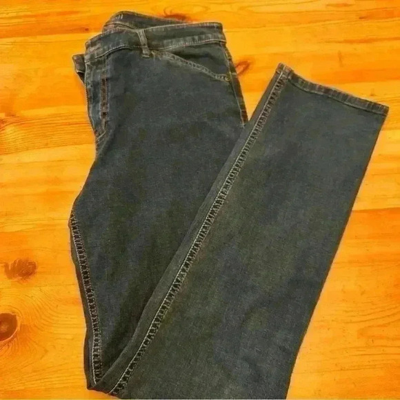 J.JILL TRIED & TRUE FIT MOVERN SLIM
98% COITON 2% LYCHAD SPANDEX - Picture 5 of 9